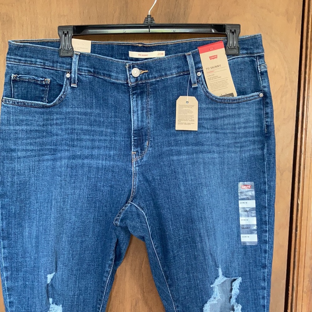 Levi’s 711 mid rise Skinny distressed jean hypersoft 16W - Picture 14 of 17